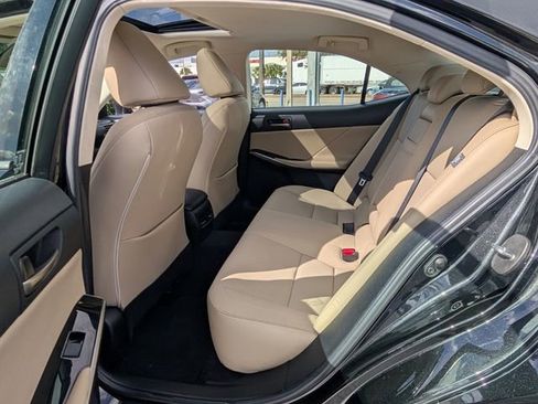 Used 2020 Lexus IS 300 w/ Accessory Package 2 image 9