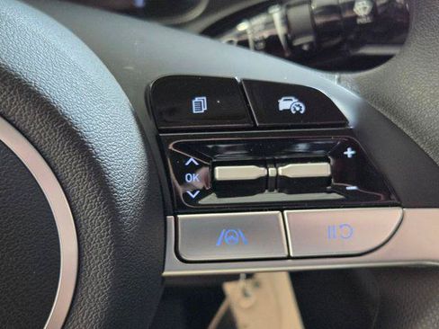 New 2026 Hyundai Elantra SE FWD image 23