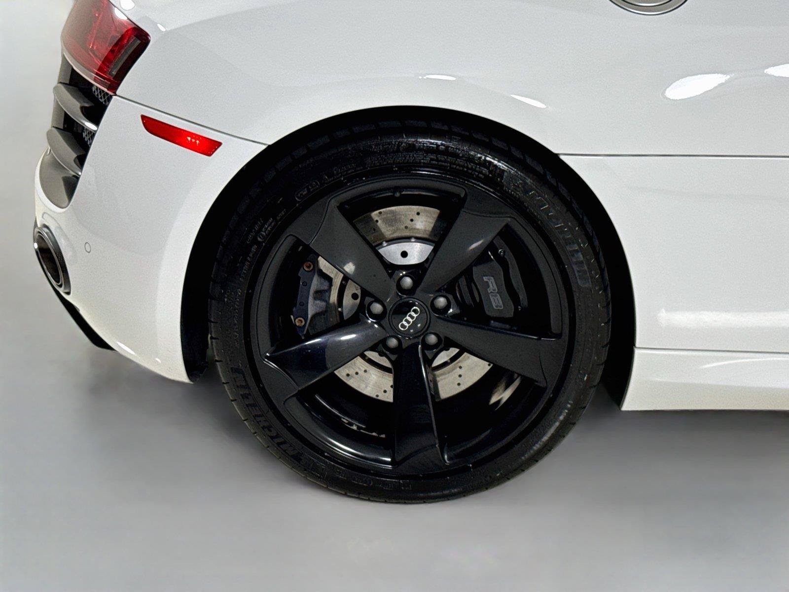 Used 2012 Audi R8 V10 AWD/4WD image 37