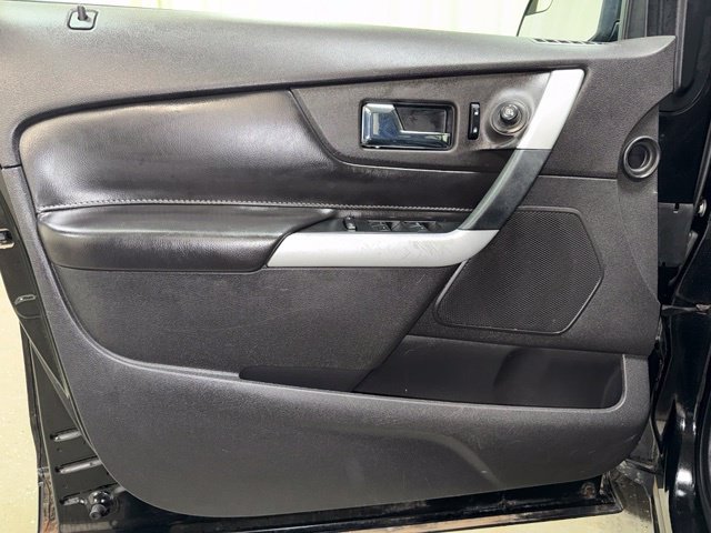 Used 2013 Ford Edge SE FWD image 11