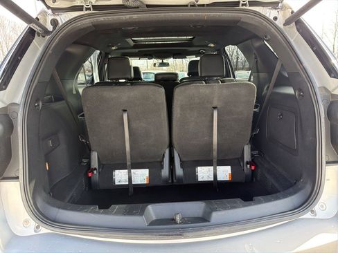 Used 2017 Ford Explorer XLT w/ Equipment Group 202A image 23