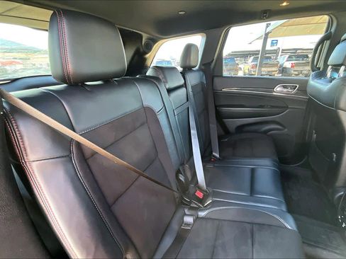 Used 2018 Jeep Grand Cherokee Trailhawk image 20