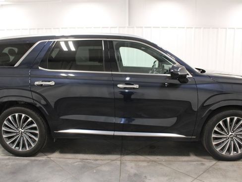 Used 2024 Hyundai Palisade Calligraphy image 11