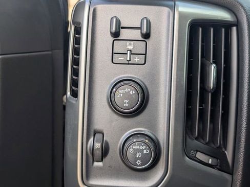 Used 2018 Chevrolet Silverado 1500 LT w/ All Star Edition AWD/4WD image 21