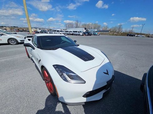 Used 2016 Chevrolet Corvette Stingray Coupe w/ 3LT Preferred Equipment Group image 4