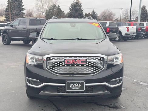 Used 2018 GMC Acadia Denali image 2