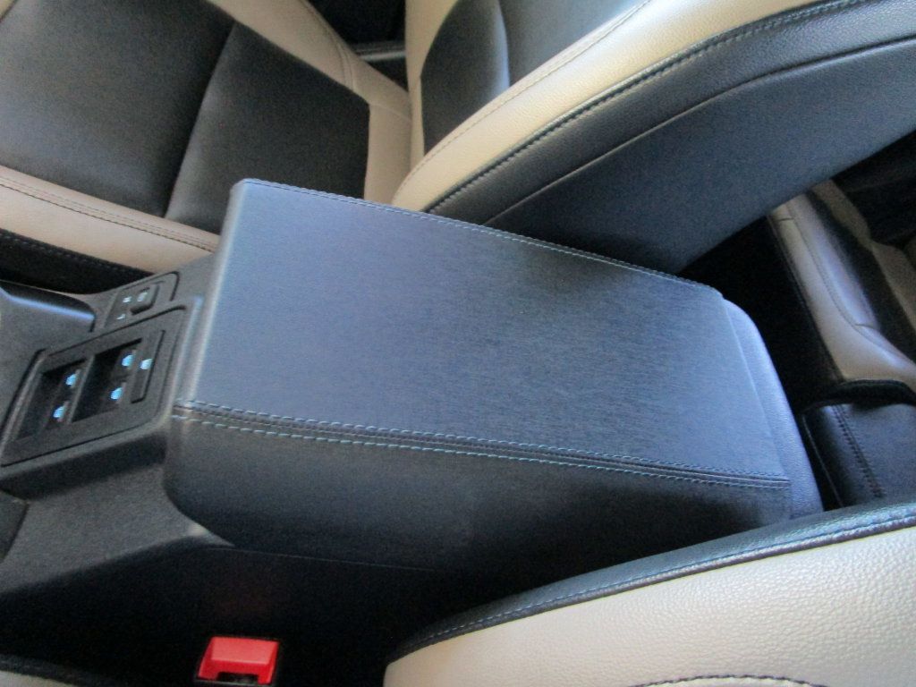 Used 2024 Ford Bronco Wildtrak AWD/4WD image 38