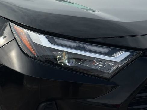 Certified 2025 Toyota RAV4 LE FWD image 28