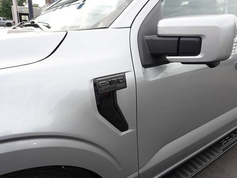 Used 2025 Ford F150 Lariat AWD/4WD image 7