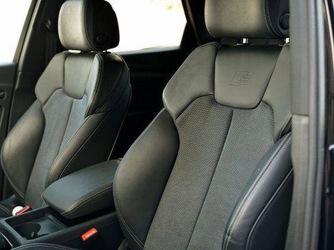 Certified 2024 Audi SQ5 Premium image 19