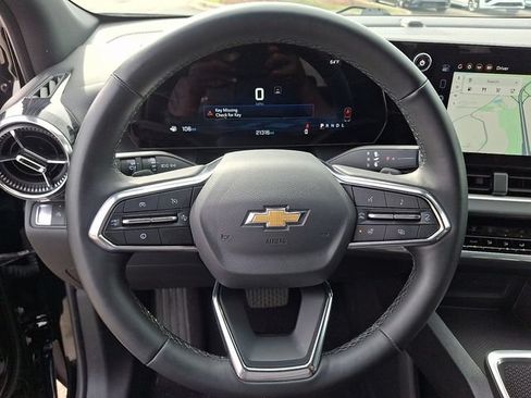 Used 2025 Chevrolet Equinox LT FWD image 15