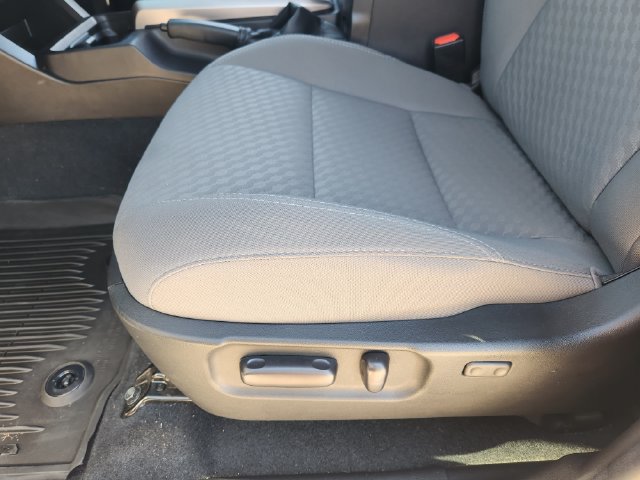 Used 2022 Toyota Tacoma SR5 RWD image 24