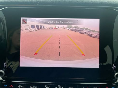 Used 2024 Jeep Wagoneer L Series II w/ Flexible Seating Group AWD/4WD image 14