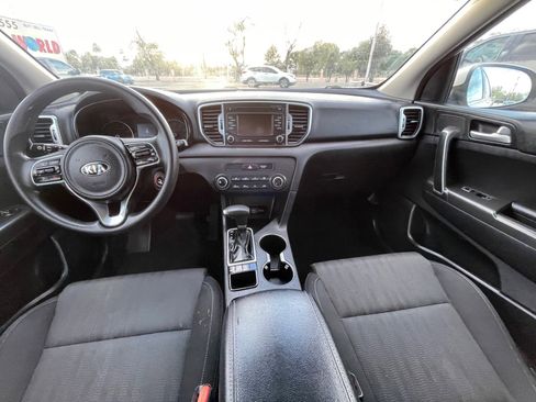 Used 2017 Kia Sportage LX image 20
