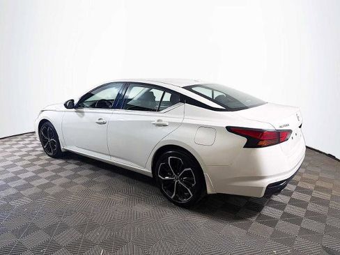 Certified 2025 Nissan Altima 2.5 SR AWD/4WD image 6