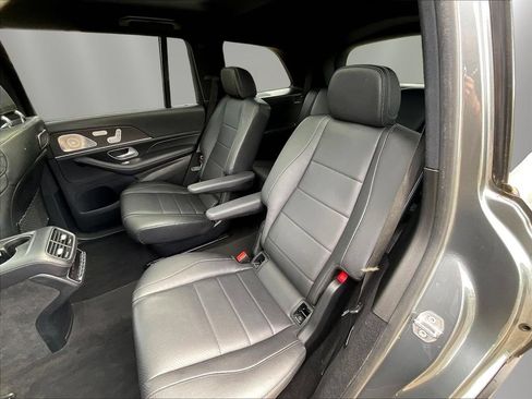 Used 2020 Mercedes-Benz GLS 450 4MATIC image 22