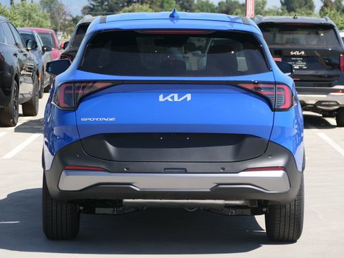 New 2026 Kia Sportage EX FWD image 5