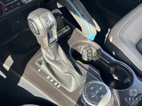 Used 2024 Ford Bronco Wildtrak image 25