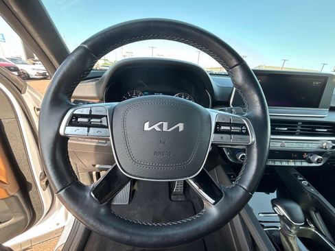 Used 2022 Kia Telluride SX w/ SX Prestige Package AWD/4WD image 17