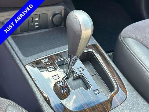 Used 2011 Hyundai Santa Fe SE FWD image 31