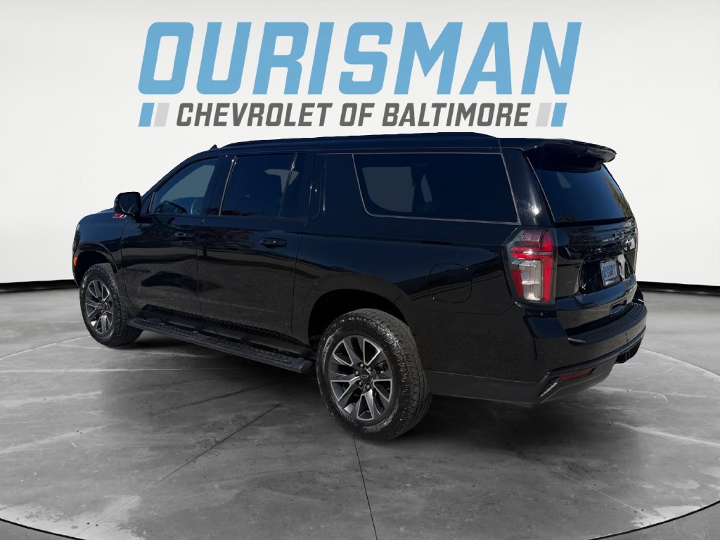 Used 2024 Chevrolet Suburban Z71 w/ Luxury Package AWD/4WD image 4