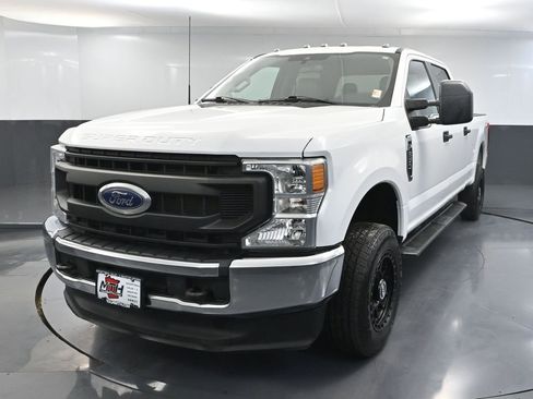 Used 2021 Ford F250 XL w/ Power Equipment Group image 12