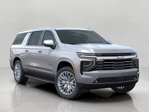 New 2025 Chevrolet Suburban Premier image 7