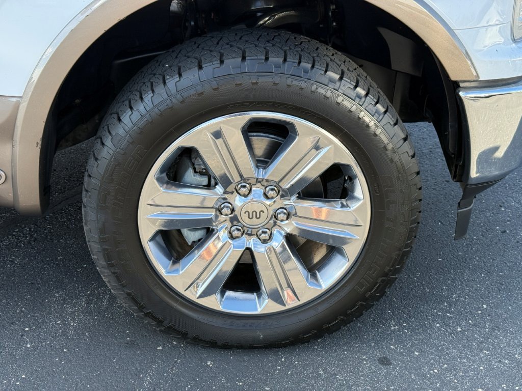 Used 2019 Ford F150 King Ranch w/ Equipment Group 601A Luxury AWD/4WD image 13