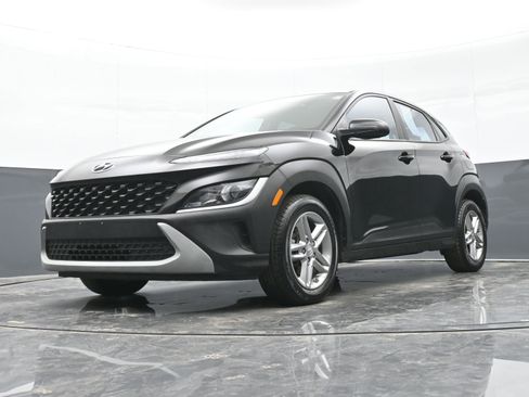 Certified 2022 Hyundai Kona SE image 43