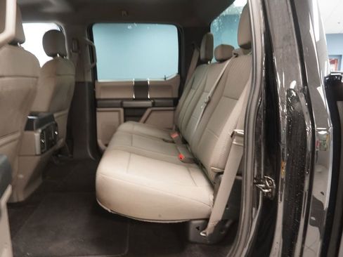 Used 2018 Ford F150 XLT w/ Trailer Tow Package image 25