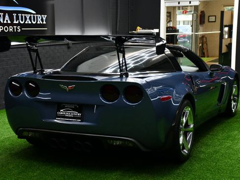 Used 2011 Chevrolet Corvette Grand Sport w/ Preferred Equipment Group RWD image 9