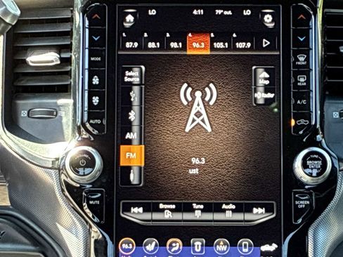 Used 2019 RAM 2500 Limited AWD/4WD image 12