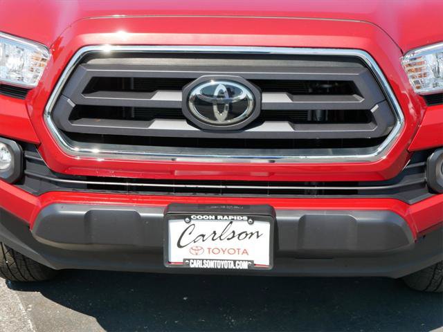 Certified 2023 Toyota Tacoma SR5 AWD/4WD image 10