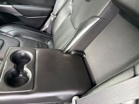 Used 2022 Jeep Cherokee Latitude Lux FWD image 47
