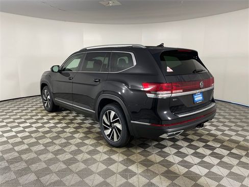 New 2026 Volkswagen Atlas SEL image 5