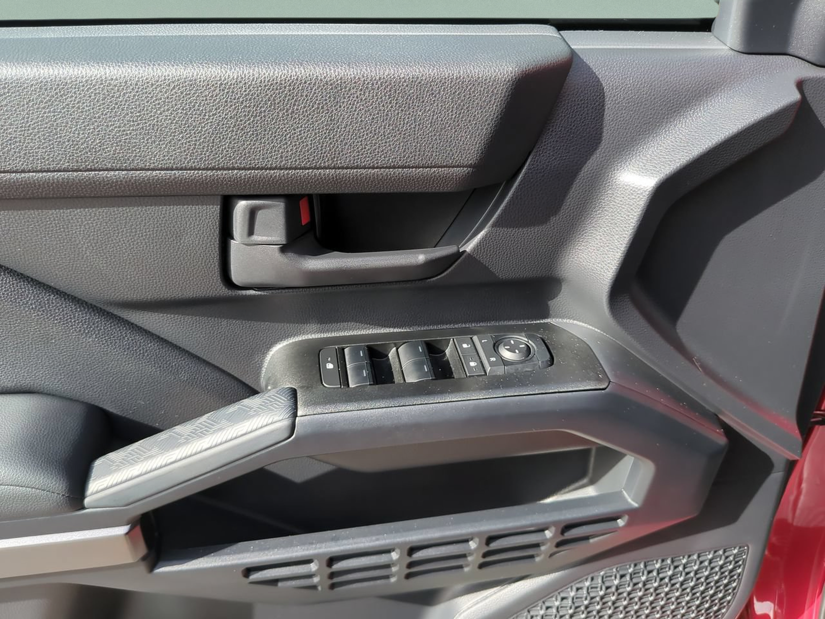 Used 2026 Toyota 4Runner SR5 AWD/4WD image 17