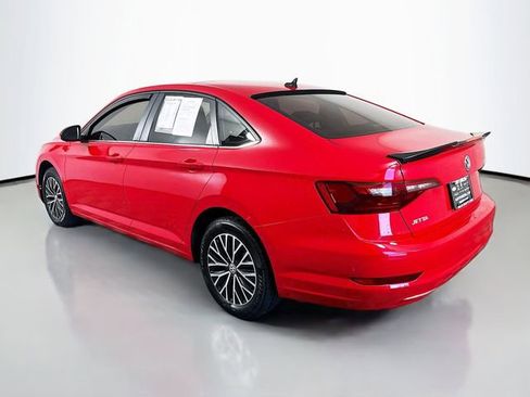 Used 2021 Volkswagen Jetta SE w/ SE Cold Weather Package FWD image 5