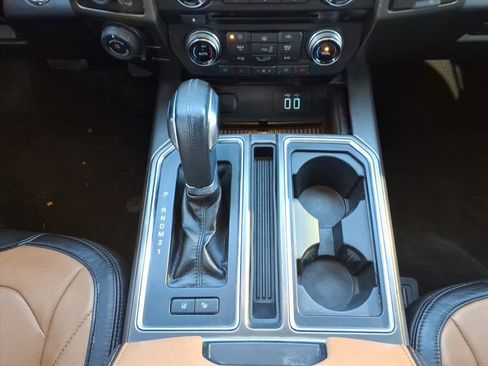 Used 2016 Ford F150 Limited w/ Trailer Tow Package image 23