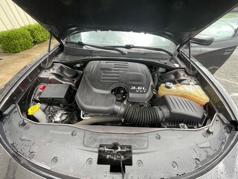 Used 2022 Dodge Charger SXT RWD image 14