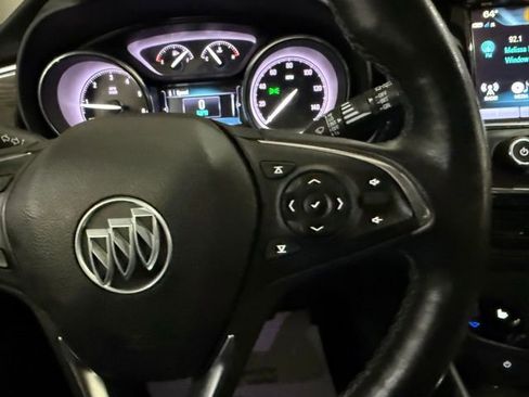 Used 2019 Buick Envision Essence FWD image 17