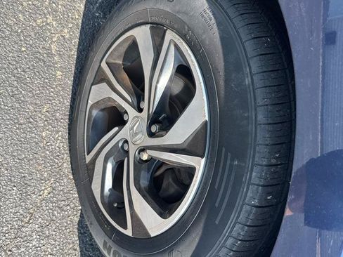 Used 2016 Honda Accord LX image 22