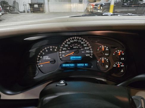 Used 2005 Chevrolet Silverado 1500 4x4 Crew Cab w/ Safe And Sound Package image 72