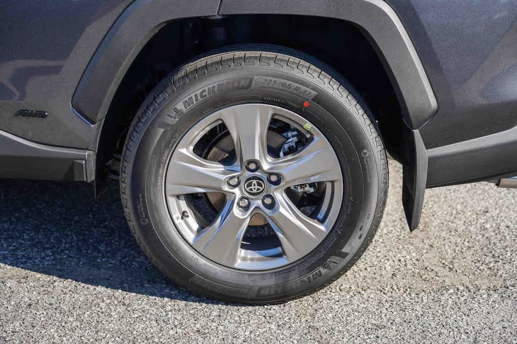 New 2025 Toyota RAV4 LE AWD/4WD image 11