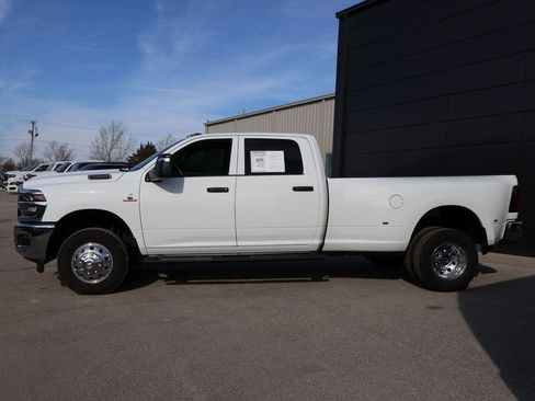 Used 2025 RAM 3500 Tradesman image 2