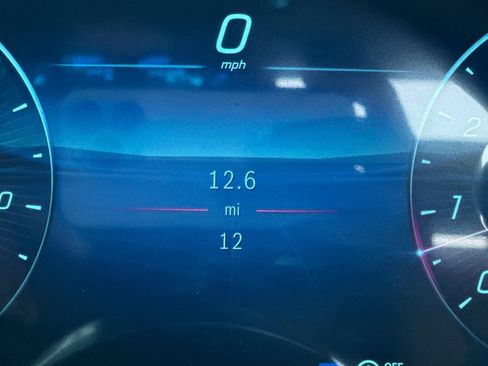 New 2025 Mercedes-Benz C 300 4MATIC Sedan image 34