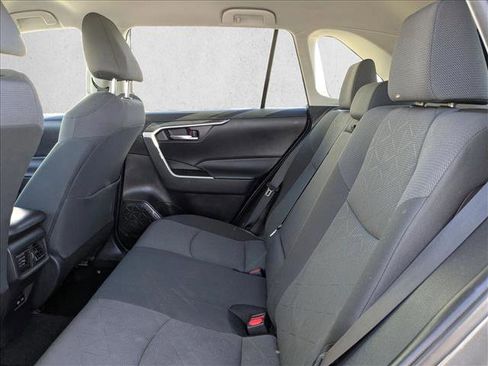 Used 2024 Toyota RAV4 XLE image 19