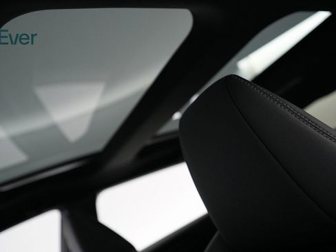 Used 2024 Toyota bZ4X XLE w/ Weather Package image 22