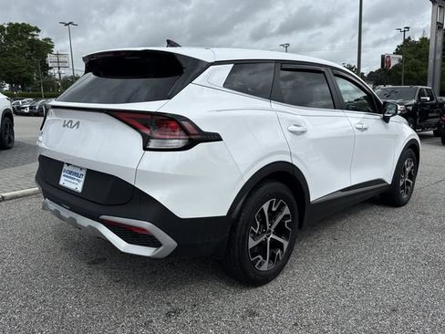 Used 2025 Kia Sportage EX FWD image 3