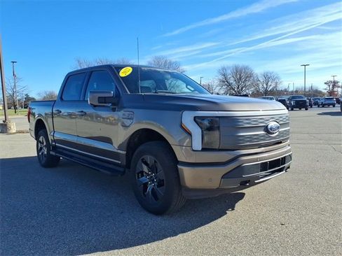 Certified 2022 Ford F150 Lightning Lariat image 3
