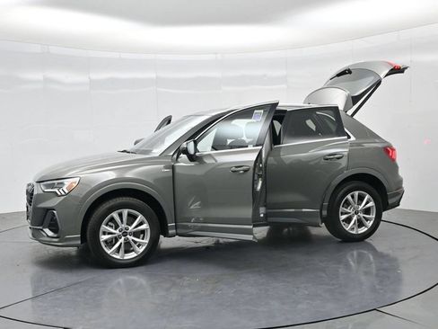 Used 2025 Audi Q3 2.0T Premium AWD/4WD image 36